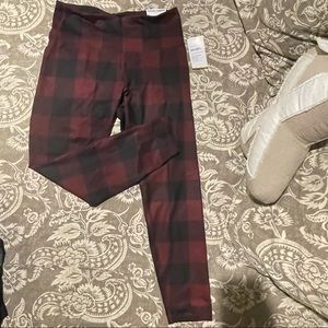 Old Navy Elevate High Rise Leggings